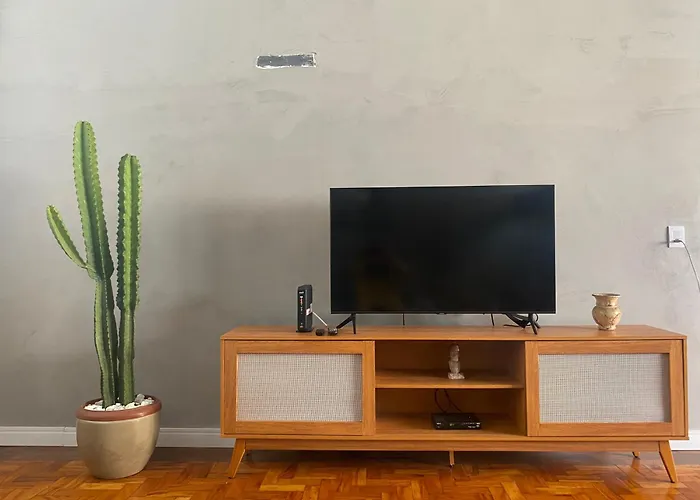 Santa Casa Ap Moderno E Espaçoso Em Frente à Santa Casa Com Garagem Apartamento *
