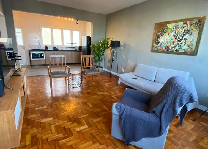 Santa Casa Ap Moderno E Espaçoso Em Frente à Santa Casa Com Garagem * Porto Alegre