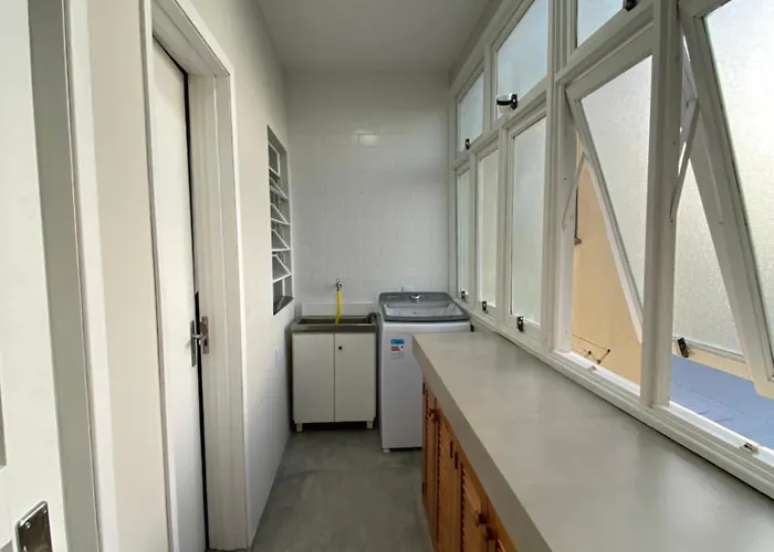 Santa Casa Ap Moderno E Espaçoso Em Frente à Santa Casa Com Garagem *
